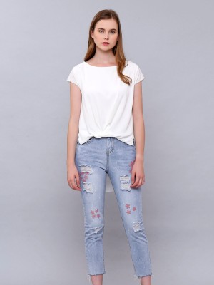 Flower Embroidery Ripped Jeans