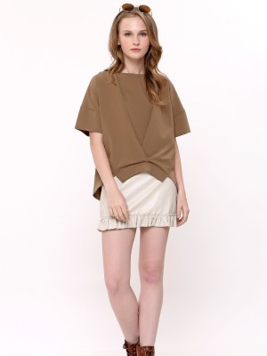 Asymetric V Pleated Top