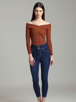 Long Sleeve V Neck Knitted Top