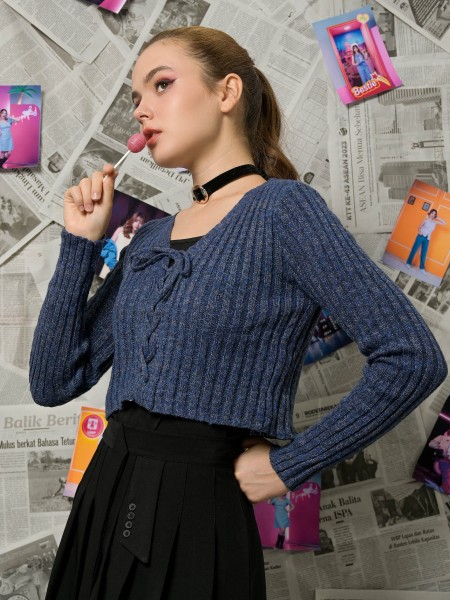 Garly Front Tied Knit Top 