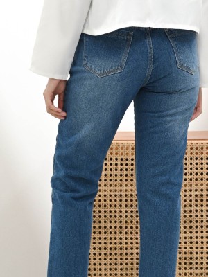 Belted High Waist Tapered Leg Jeans
