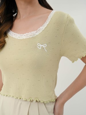 PT CORE Ribbon Embroidery Lace Neck Outline Tee