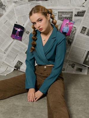 Anneth Crop Tied Outer