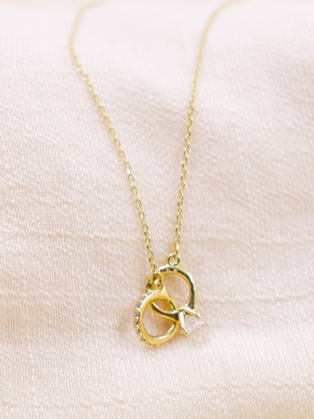 Linked Circle Necklace