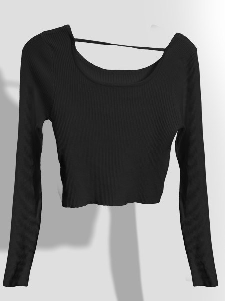 Arely Round Neck Crop Knitt Top