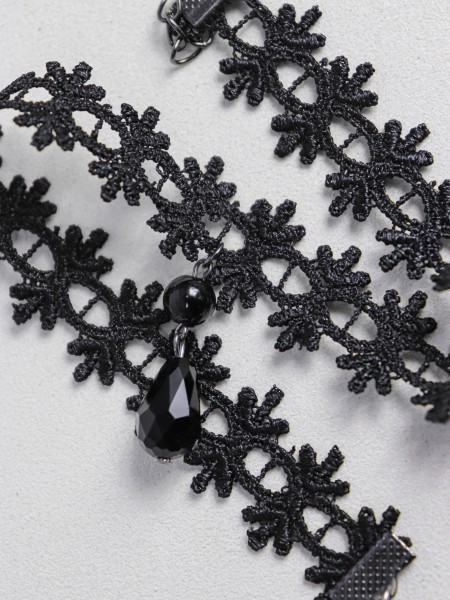 Flower Lace Single Diamante Choker