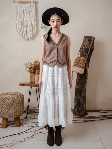 TW Edge Embroidery Linen Vest