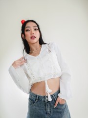 HT Wander Embroidery Accent Top