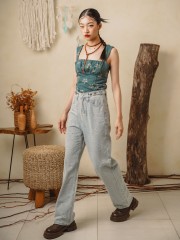 TW Flower Scratch Denim Jeans